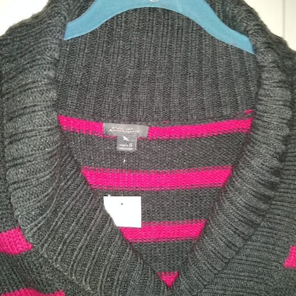 Eddie Bauer Small Pink and Grey Striped Knit Sweater - Picture 2 of 4
